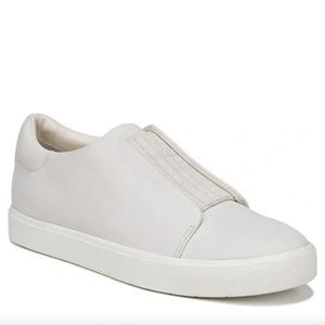 Vince Cantara Slip-On Sneaker *LIKE NEW*